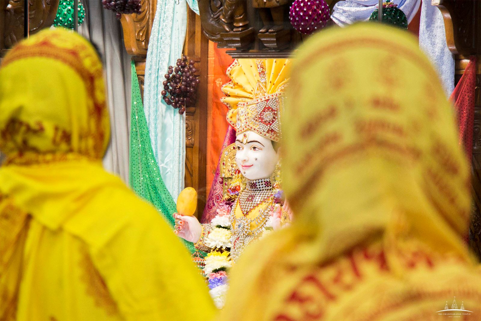 ©1987-2017 SKS Swaminarayan Temple East London